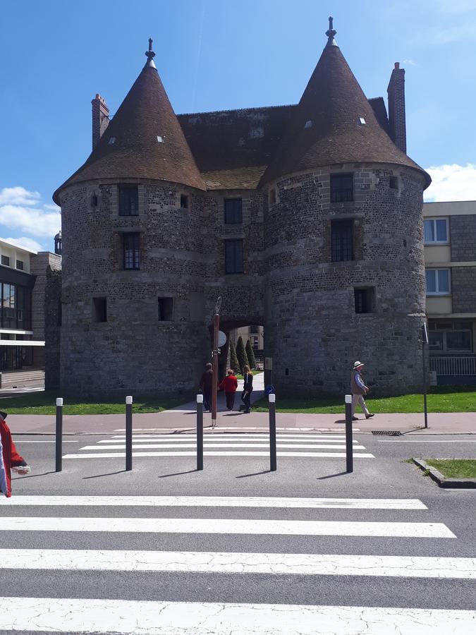 Le Kaleho, grand Duplex Cosy au coeur de Dieppe Extérieur photo
